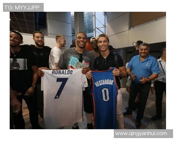 NBA球星为何纷纷追逐足球明星背后的故事与影响分析