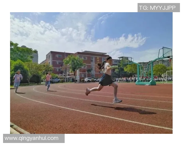 小学生在体育锻炼中收获的快乐与成长体验分享